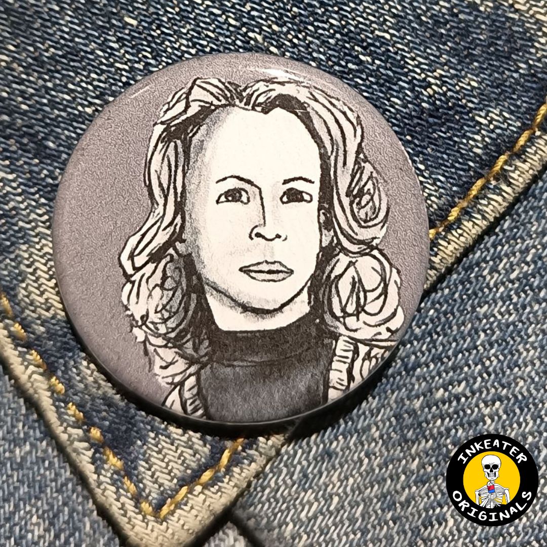 Laurie Strode Horror Pin – Halloween Button for Scream Queens